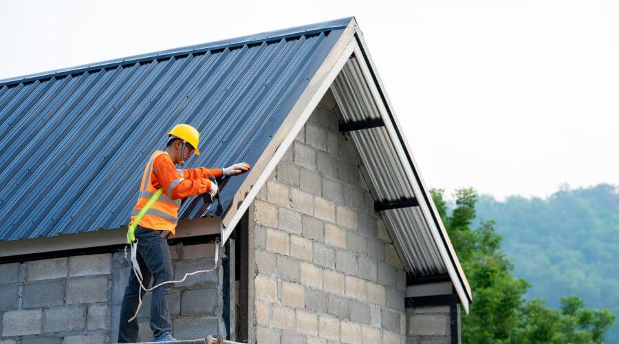 Expert top industrial roofings services in Hays, KS